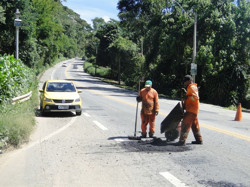 tapagem de buracos na br 262 1
