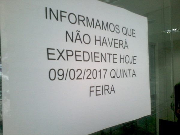 Aposentados sofrem com a rede bancaria inativa devido ao movimento da PM 1