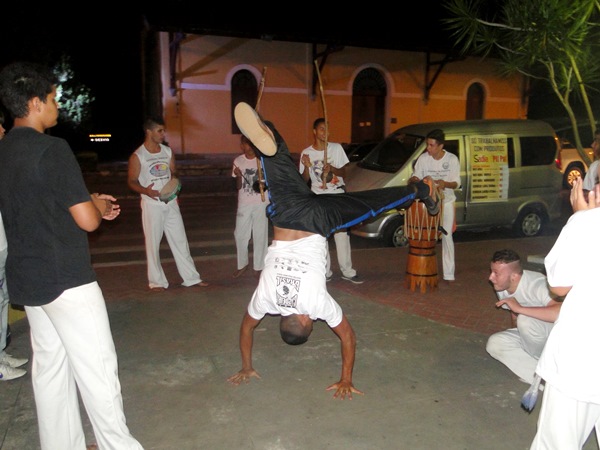 capoeira UAC na praça de marechal floriano 4