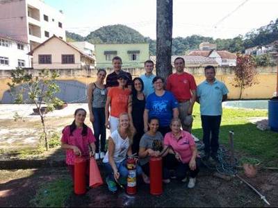 Funcionarios do Hospital de Domingos Martins recebem treinamento de combate a incendios e de primeiros socorros 3