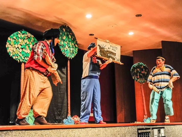 circuito de contacao de historias