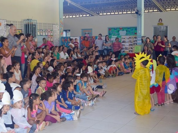 trabalhos em escola de marechal floriano
