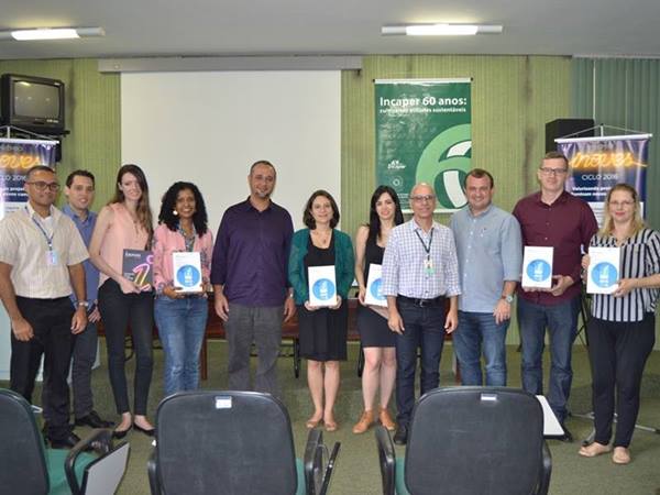 Equipes vencedoras do Premio Inoves 2016 recebem premiacao 02