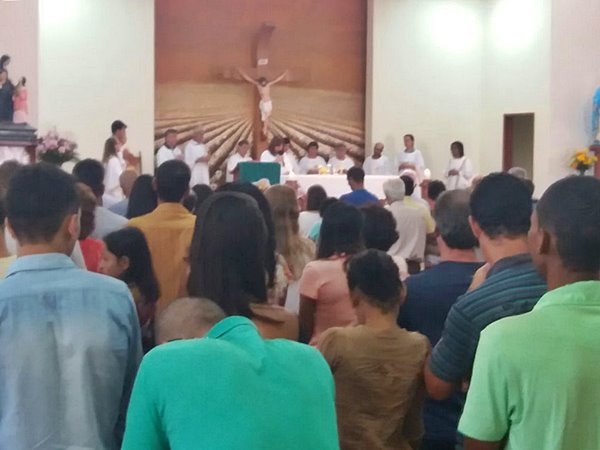 Celebracao leva 700 catolicos a capela de SantAna em Marechal Floriano 2