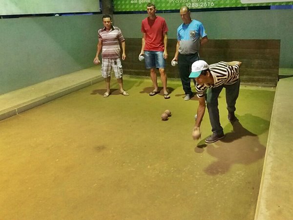 Campeonato de Bocha com um jogo na rodada de ontem 3
