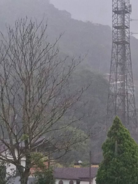 Choveu forte em Marechal Floriano nesta tarde de sabado 17 2