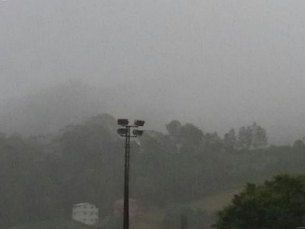 Chuvas fortes dao lugar a neblina nas florestas em Marechal Floriano 2