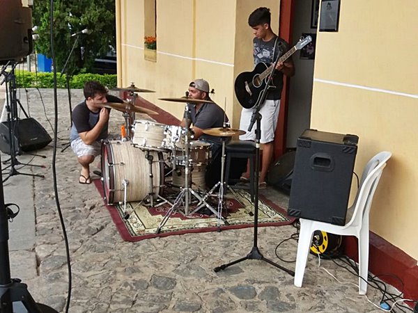 Noite de louvor da Comunidade Evangelica em Marechal Floriano 2