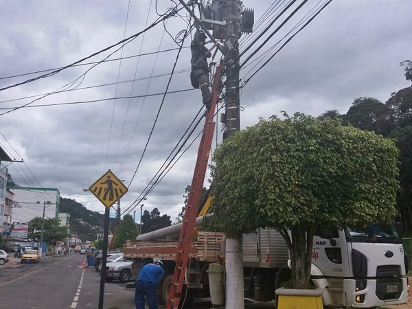 Suspenso o fornecimento de energia eletrica em um bairro Marechal Floriano 3