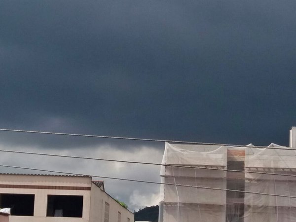 Ameaca de temporal termina em neblina em Marechal Floriano 2