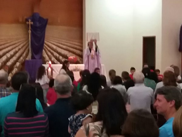 Celebracao catolica com a participacao e homenagens as criancas em Marechal Floriano 2