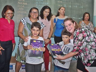Material do Pacto pela Aprendizagem Paes chega as escolas de Marechal Floriano 2