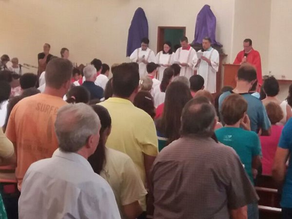 Sexta feira 30 Santa com Via Sacra pelas ruas e celebracao na Matriz de Marechal Floriano 3
