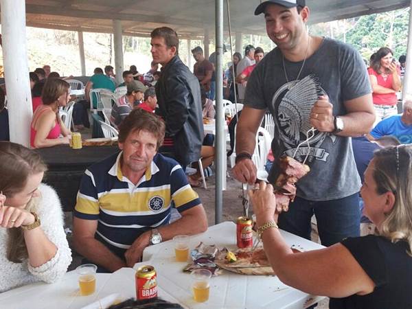 Animaçao na festa em homenagem aos motoristas no Trevo de Paraju 3