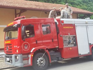 Bombeiros na interacao popular em Marechal Floriano e Domingos Martins 3