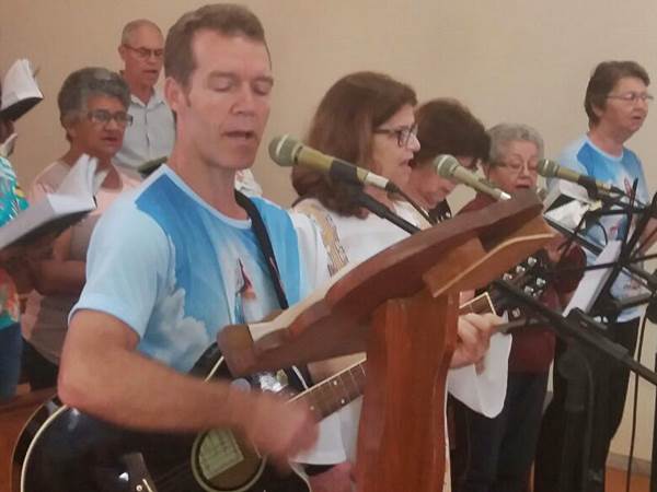 Celebracao de Batismo neste domingo 08 atrai catolicos na igreja matriz de Marechal Floriano 3