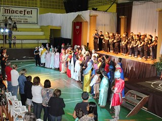Mais de mil pessoas assistem a encenacao da Paixao de Cristo em Marechal Floriano