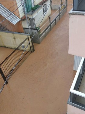 Temporal em Venda Nova do Imigrante assusta moradores