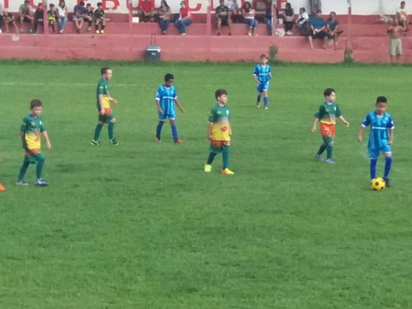Time infantil de Marechal Floriano abre torneio com goleada historica 2