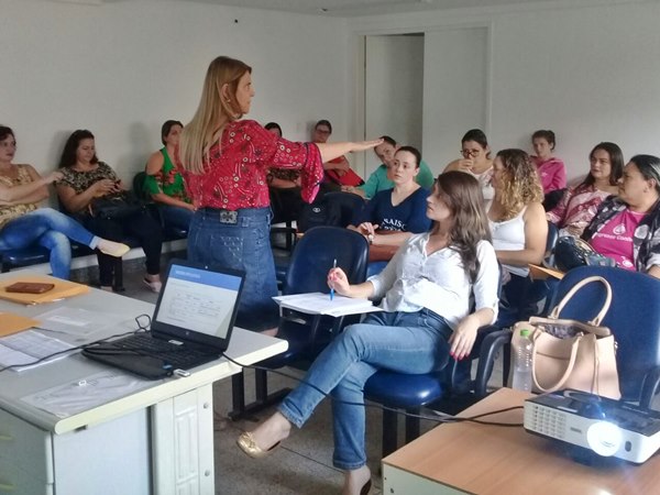 Vacinacao contra a gripe começa na proxima segunda feira dia 23 de abril 2