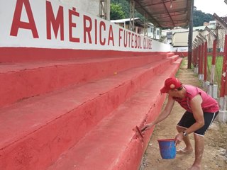 Campo do América de Marechal Floriano recebe os últimos retoques para a festa