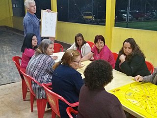 Dona de casa classificada na etapa do Campeonato de Porrinha Feminino de Marechal Floriano 2