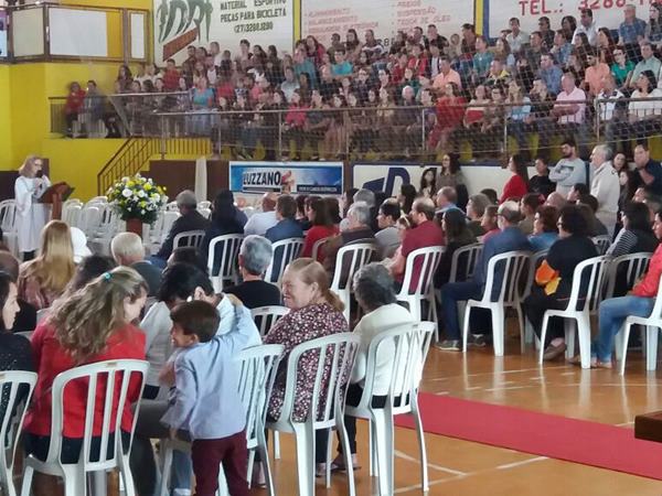 Festa de Corpus Christi leva mil e quinhentos catolicos as ruas de Marechal Floriano 2