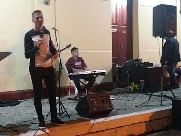 Louvorzao em Marechal Floriano aquece a noite do sabado 05 2