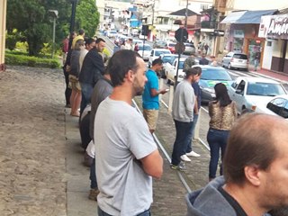 Sessenta veículos de Marechal Floriano participam de carreata no apoio aos caminhoneiros 3