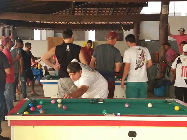 Sinuca e futebol de salao infantil movimentam Marechal Floriano 2