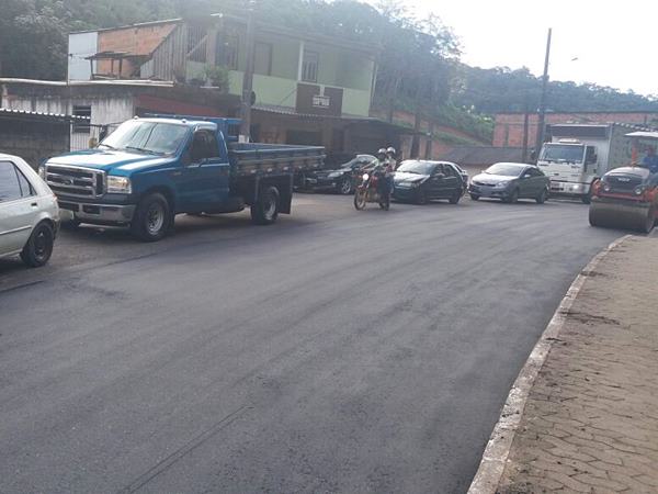 Asfaltamento de ruas em Marechal Floriano esta sendo concluido 3