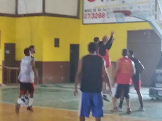 Equipe de basquete Instituto ARES é campeã de torneio em Marechal Floriano