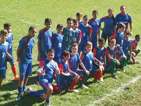 Meninos de Viana e Marechal Floriano se enfrentam no futebol 2