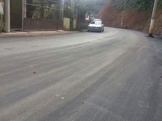 Moradores satisfeitos com o asfalto novo e amedrontados com a velocidade dos veículos em Marechal Floriano 3