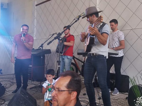 Baile na festa de SantAna alegra moradores de 13 comunidades 3