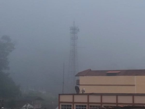 Baixa temperatura provoca muita neblina em Marechal Floriano 2