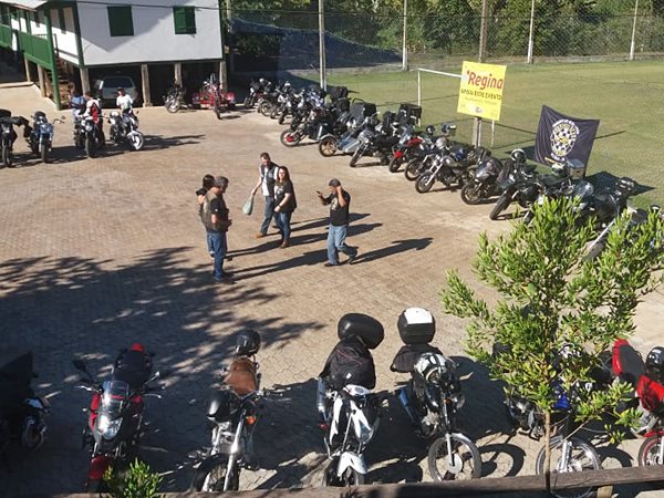 Duzentos motociclistas comemoram aniversario de entidade em Marechal Floriano 3