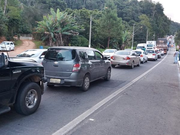 Movimentacao da BR262 na tarde de ontem 27 compromete o Pare Siga 2