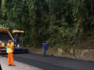 Trânsito lento para dar segurança à equipe de empreiteira do DNIT 3
