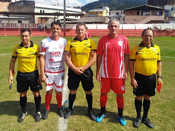 Veteranos do America de Marechal Floriano abrem competicao perdendo de virada 2