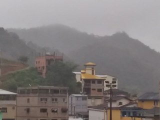 Chuva fina faz temperatura cair e provoca neblina em Marechal Floriano 3