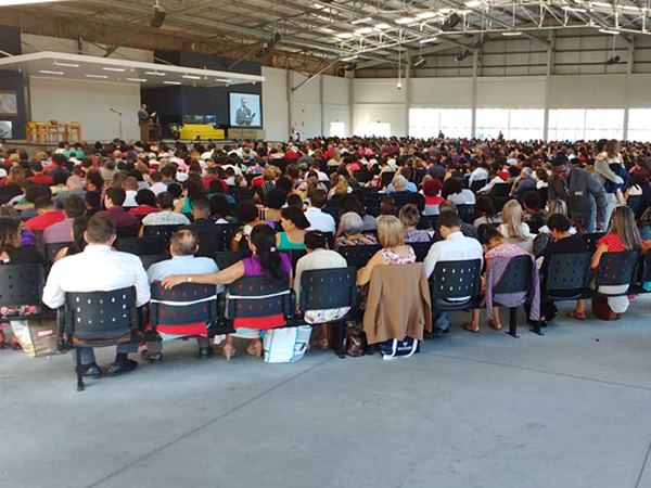 Mais de dois mil evangelicos ja participaram nos dois dias do congresso em Guarapari 2