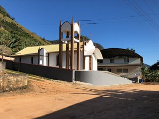 Festa para inaugurar a Igreja Católica de São Bento de Batatal em Alfredo Chaves