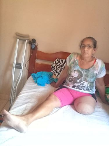Idosa de Araguaia em Marechal Floriano nao consegue sair da cama 2