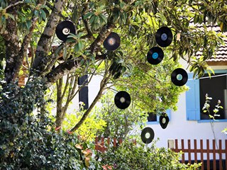 Mostras de filmes shows e atividades para crianças durante festival nas montanhas do Estado2