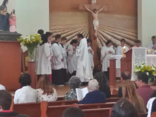 Onze criancas batizadas na manha deste domingo 16 na Igreja de SantAna em Marechal Floriano 4