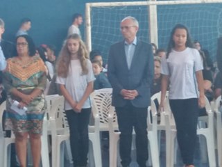 Paulo Hartung aplaudido na inauguração da reforma de escola em Marechal Floriano 4