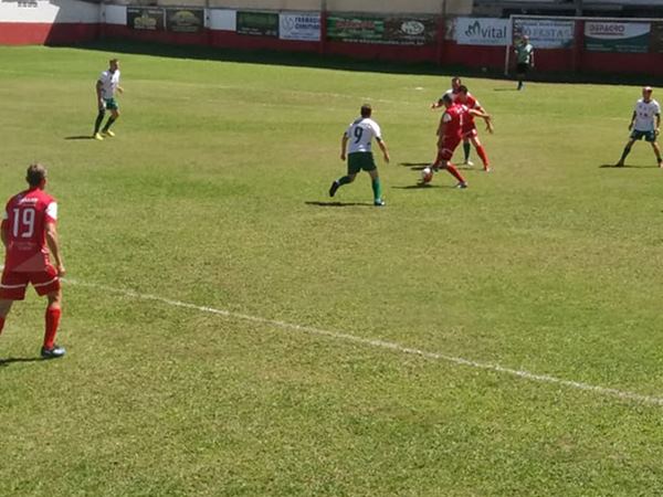 Veteranos do America vencem e reunem chances para passar para fase seguinte 2