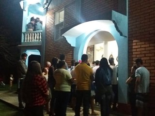 Católicos da Igreja Matriz de SantAna celebram Novena de Nossa Senhora Aparecida 3