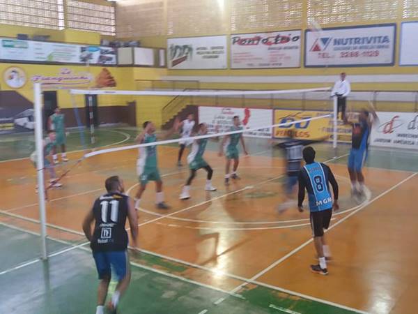 Comeca competicao de voleibol capixaba em Marechal Floriano 2